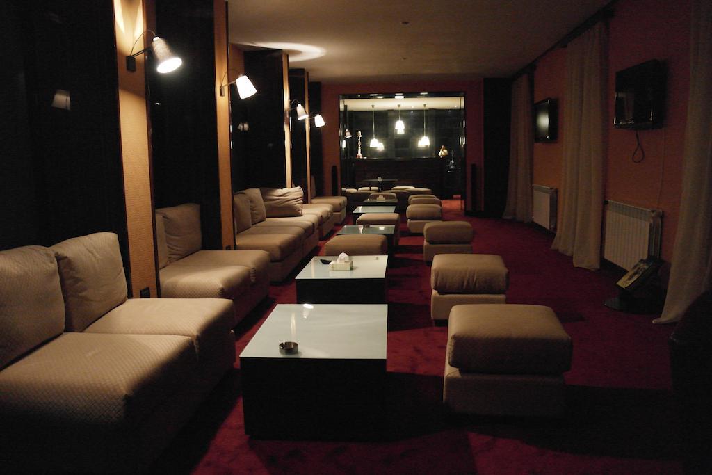 Akhtamar Hotel Cjsc Arzakan Eksteriør billede