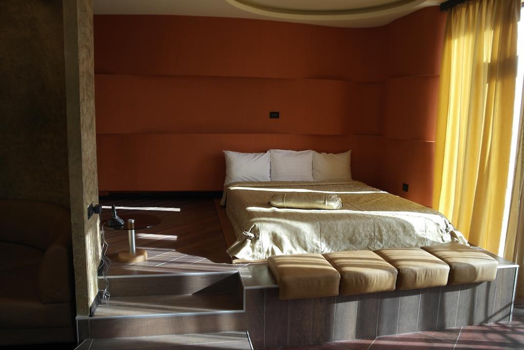 Akhtamar Hotel Cjsc Arzakan Værelse billede