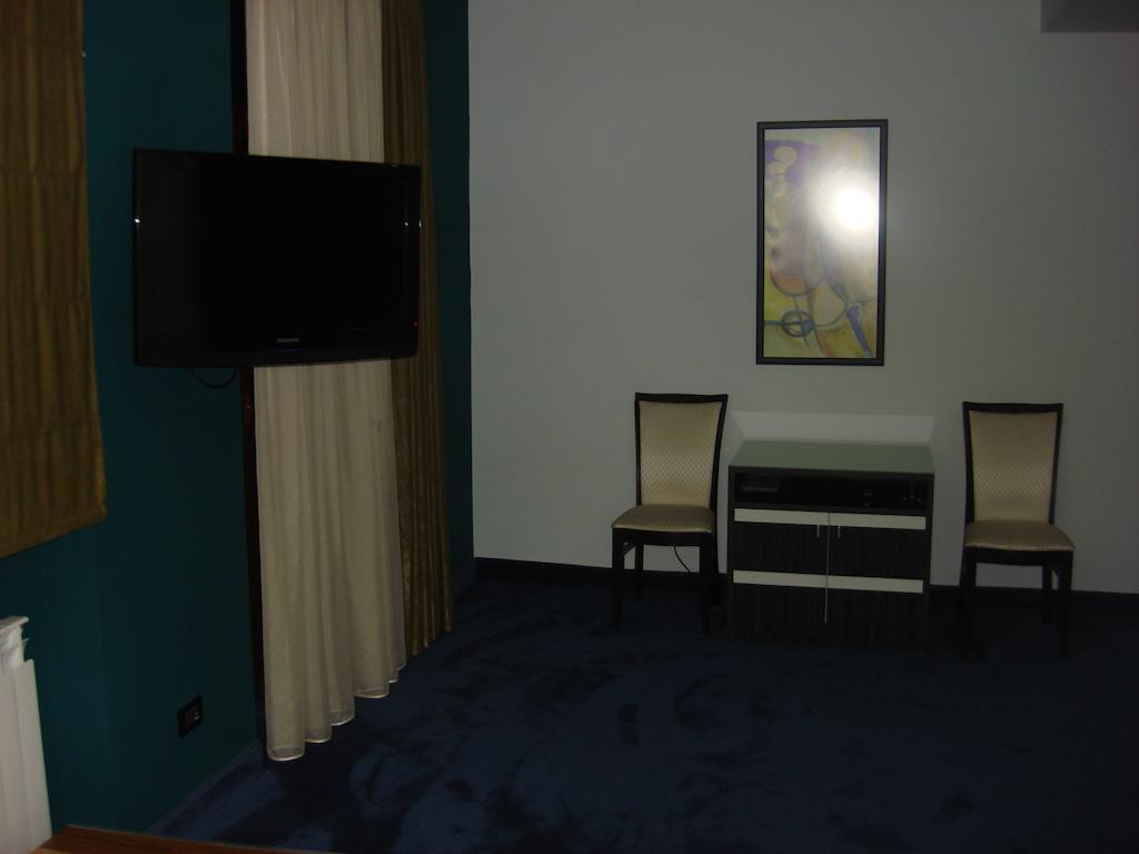 Akhtamar Hotel Cjsc Arzakan Værelse billede